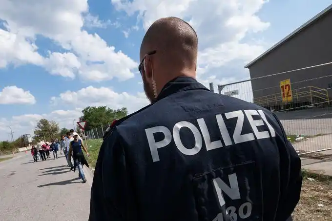 奥地利警察 新华社图