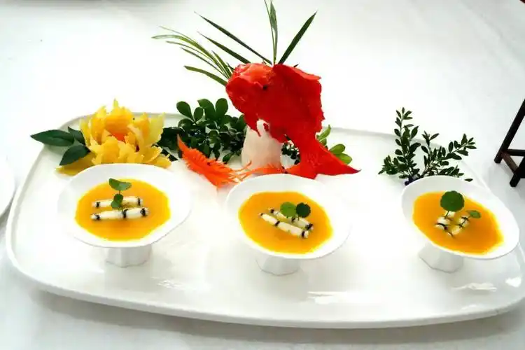 福建永定:举办首届龙湖淡水鱼烹饪技能大赛