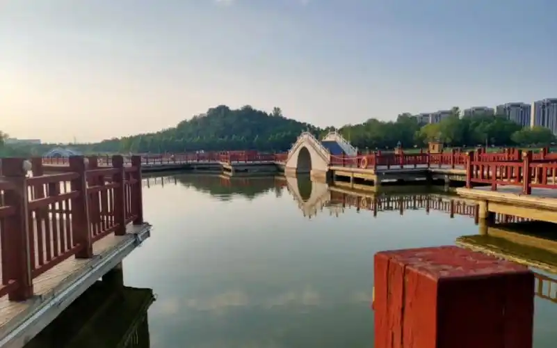 鹿邑县上清湖公园