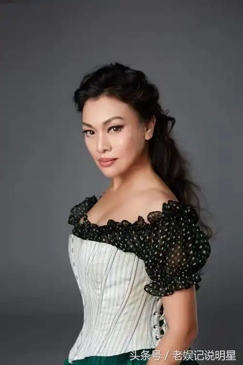 影星史可我用18年将洋丈夫打造成中国通