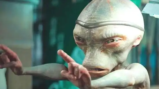 疯狂的外星人:刚果骚骚猴的功夫是怎样炼成的,配上音乐更带劲-影视综