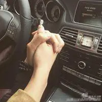 微信头像开车牵手_微信头像图片大全