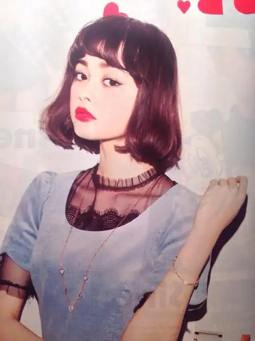 短发内扣发型图片