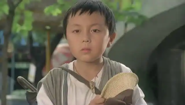 小飞侠:谢苗吐到女孩帽子里机智救场,女孩顿时被迷倒,竟开始yy一段