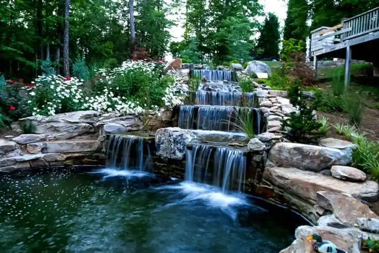 住宅小院的水景景观