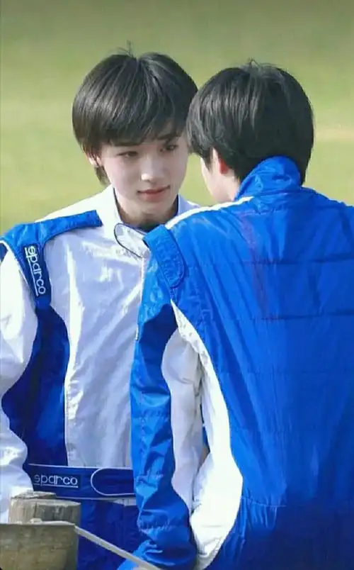 副祺鑫私设ooc/杠精勿扰/请三连勿bp哈喽,你茶来了,绝世甜文