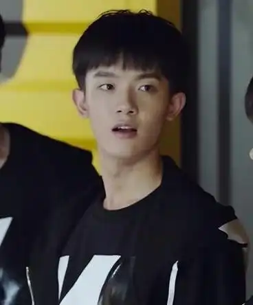 《亲爱的热爱的》97令山是这部剧的搞笑担当,每句话都在笑点上