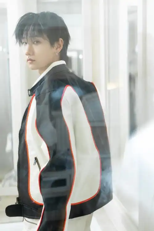 汪苏泷音乐节大片好帅气呀,超级喜欢汪苏泷的歌!__财经头条