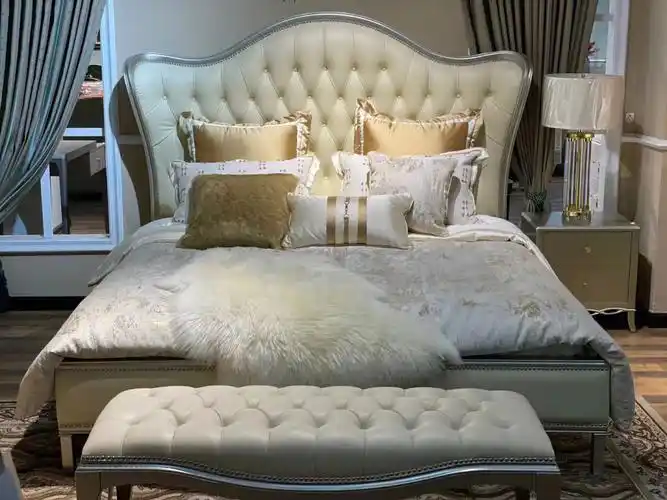轻奢大床