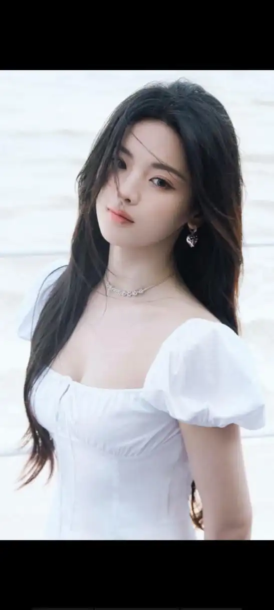 杨超越高清壁纸头像无水印(十四)[鲜花]