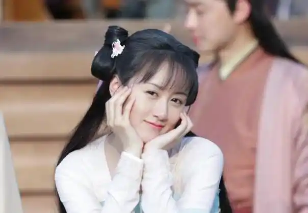 老九门里的丫头袁冰妍(她是将夜中的书痴)(8)