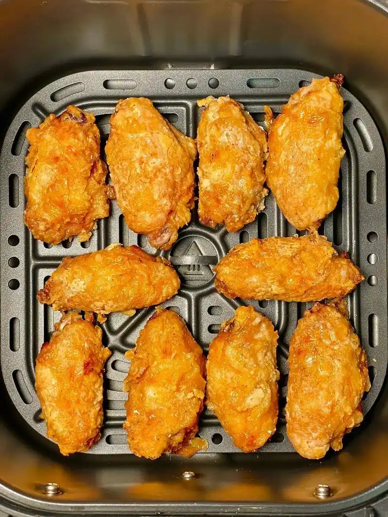 超简单的炸鸡翅,巨好吃.无油版的脆皮鸡翅我做出来了! 不 - 抖音