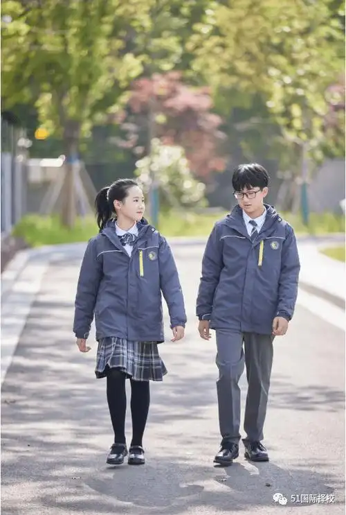 北京国际学校校服介绍,快为心仪的它打call_运动_设计_穿着