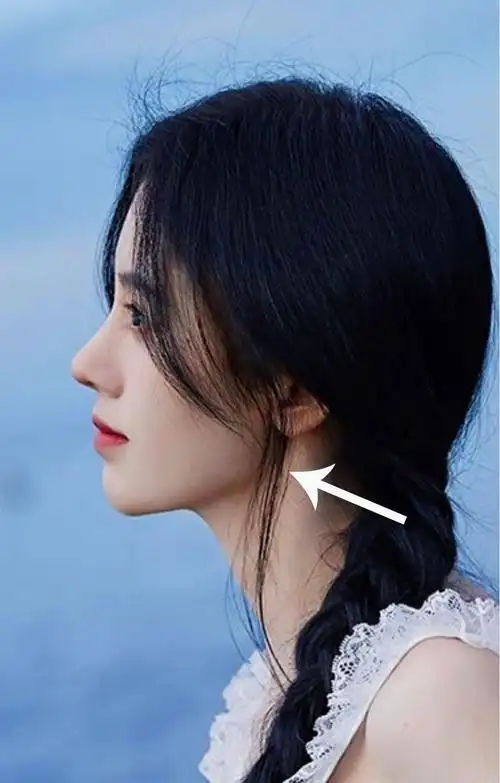 如何拥有鞠婧祎彭小苒那样完美的头她们不说我来公布