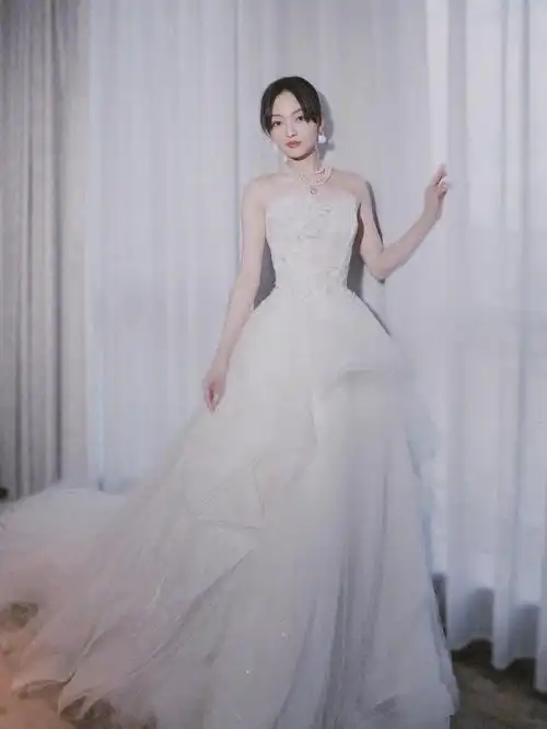 快来看看张韶涵选了哪款纱