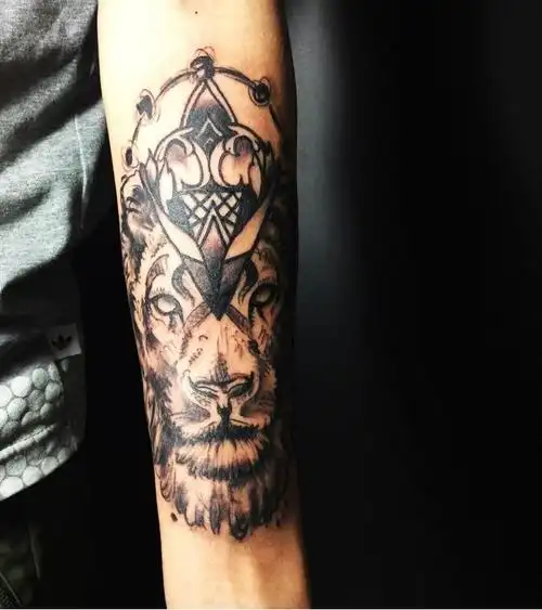 狮子座_纹身图案手稿图片_大圆圆的纹身作品集