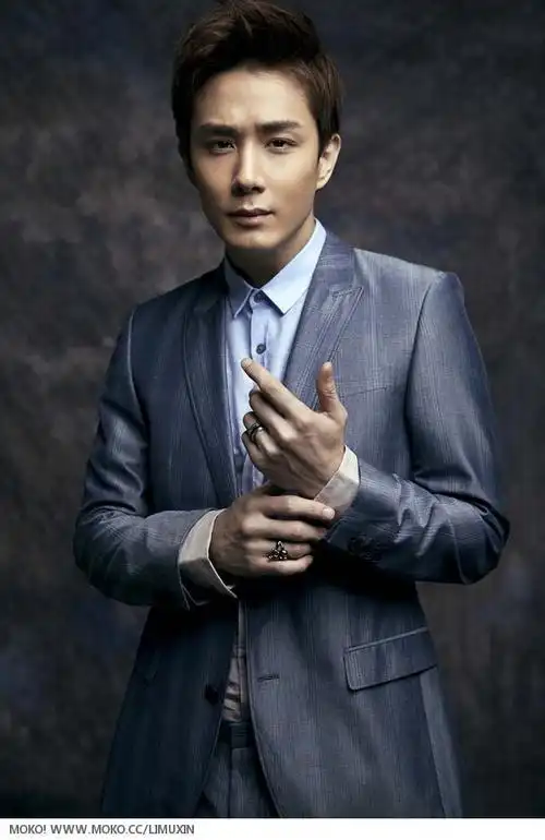 李承铉父母是哪国人做什么的 深扒李承铉家境怎么样难怪能娶戚薇