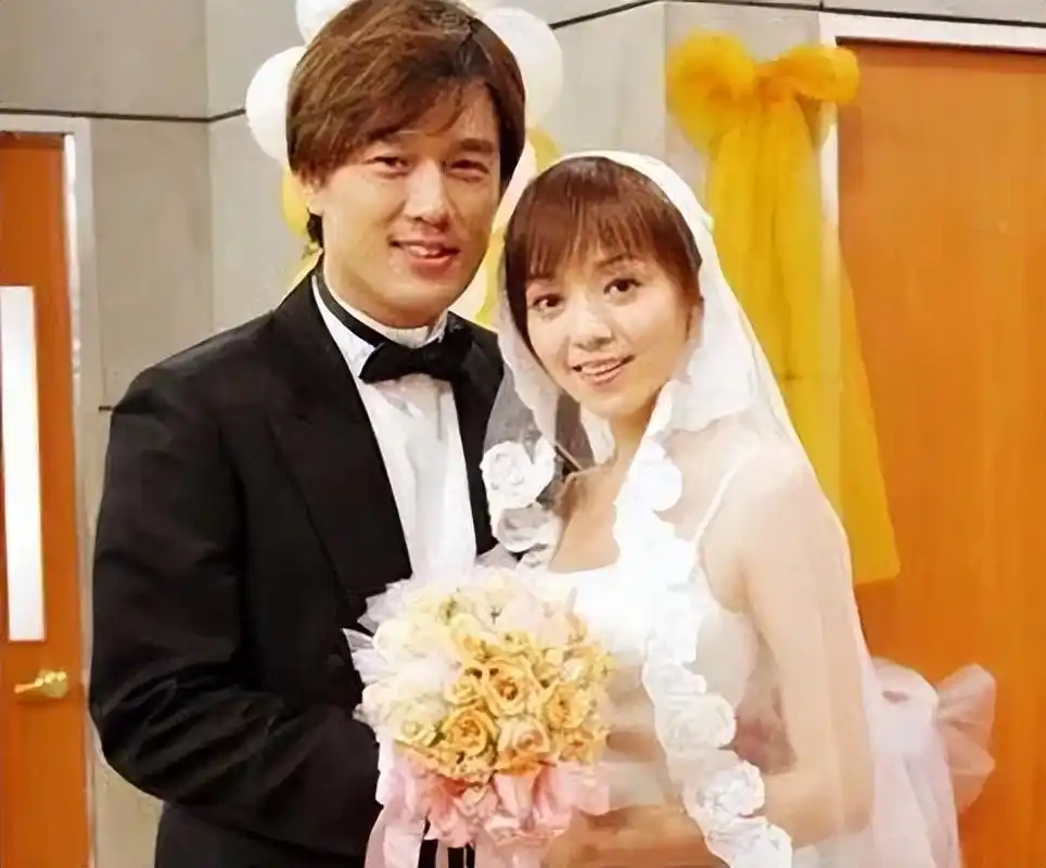 男星王耀庆:为省房租和房东女儿结婚21年,却花10万块买一件西装