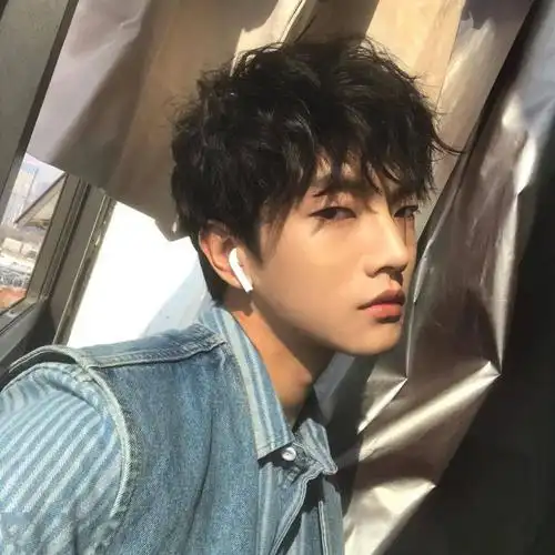 男生留日系发型好好看呀