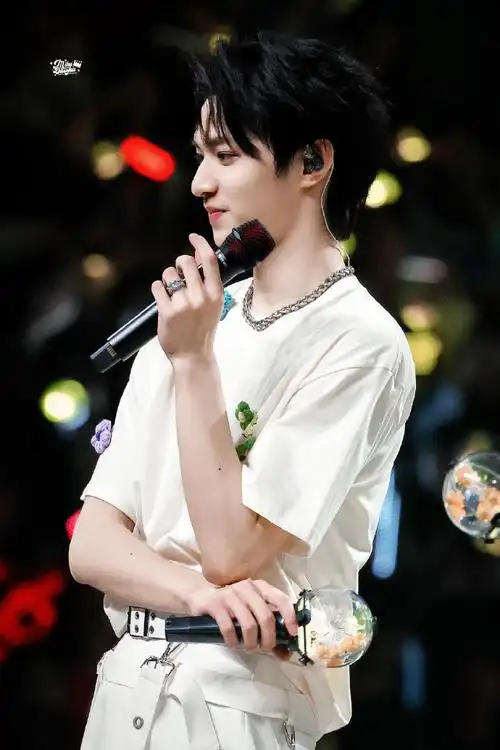 20231119 澳门 四周年演唱会宝宝嘟嘴@时代少年团-刘耀文#新声唱作人