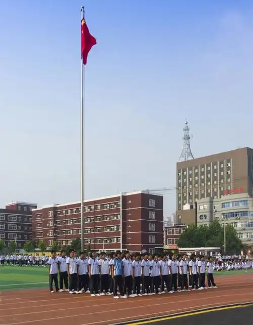 辽河油田实验中学2017年新生军训总结大会