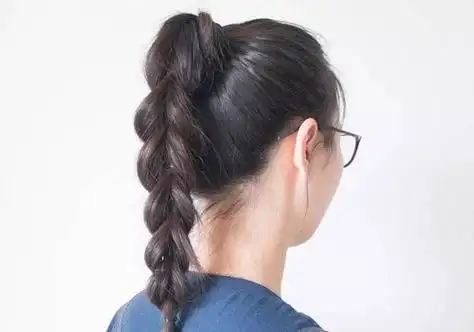 学生简单头发扎马尾_发型图片