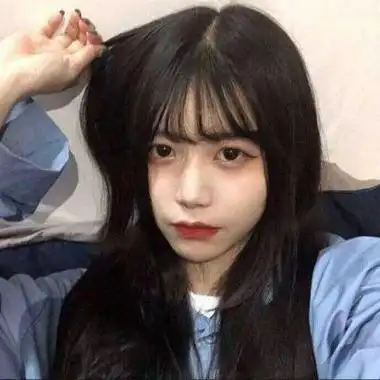 蓝色头发的真人女头像深蓝色头像女生真人