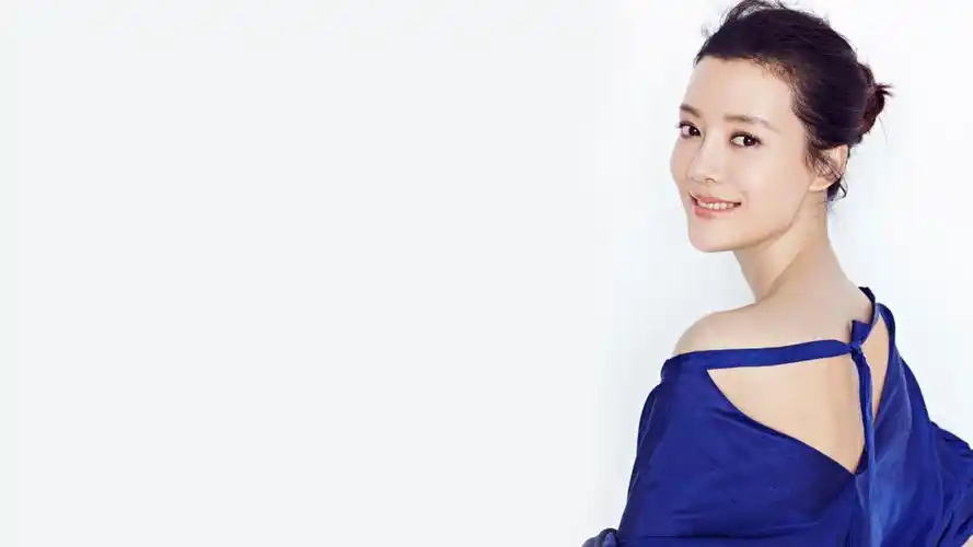 美女车晓图片壁纸-美女壁纸-高清美女图片-第4图-娟娟壁纸