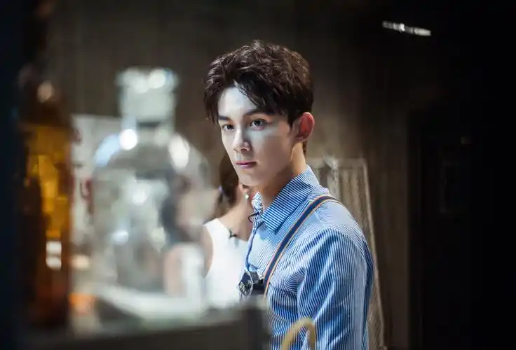 吴磊《明星大侦探3》第二期剧照图片[3/4]_综艺_美桌网