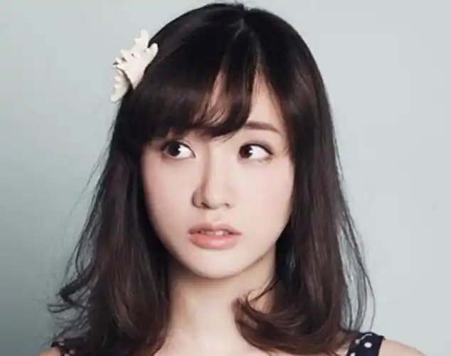 自己剪斜刘海儿的窍门