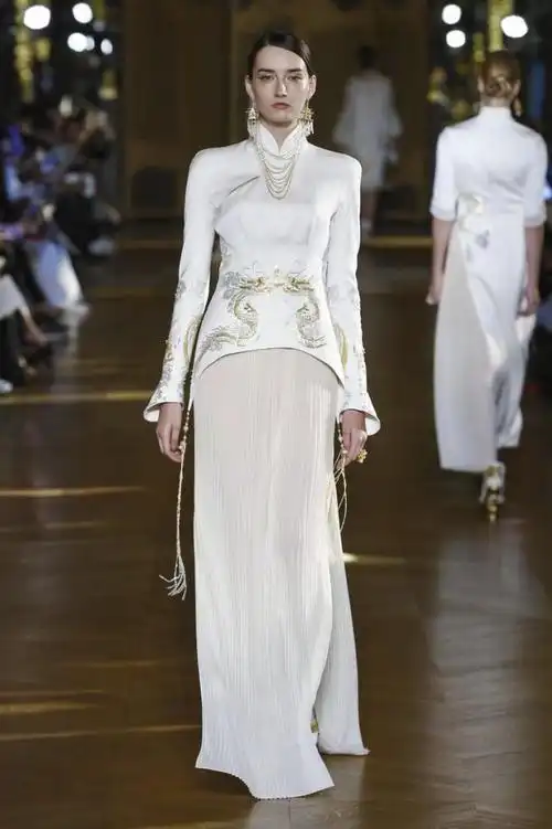 盖娅传说 中国 北京 走秀(runway) 2017春夏 女装