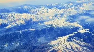 中国最长的山脉昆仑山脉全长2500千米中国第一神山