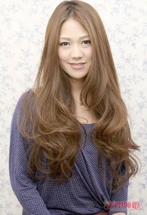 精灵女生烫梨花头修饰高颜值任意你选择的多款梨花头发型系