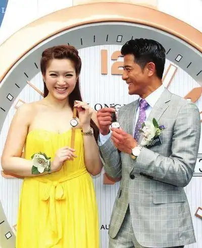 曾介入熊黛林朱璇恋情被骂小三,可依旧嫁入豪门,连钟嘉欣都嫉妒