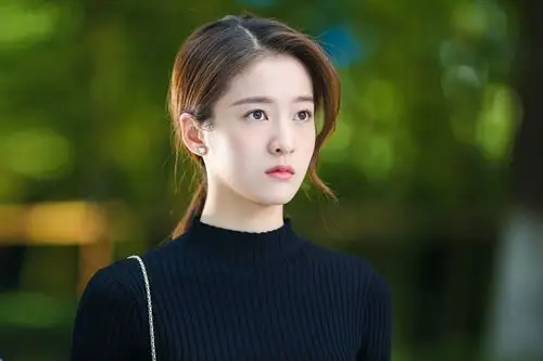 张雪迎《泡沫之夏》收官圈粉不断 海边追爱浪漫指数五颗星