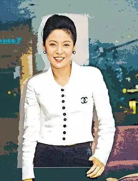 郭碧婷的婆婆好美向太陈岚年轻时照片曝光美貌身材不输女明星