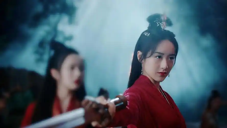 袁冰妍《听雪楼》红衣剧照图片壁纸