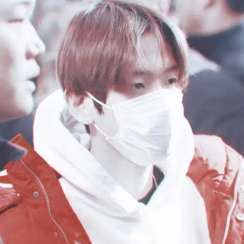 男爱豆头像,边伯贤温执欢08边伯贤 @ls_trawberry_bbh