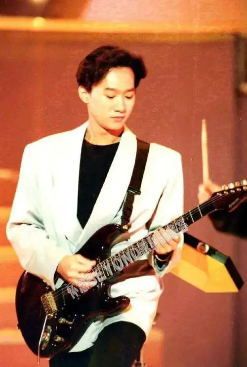 如果黄家驹没有去世,今天的他会是什么样子?