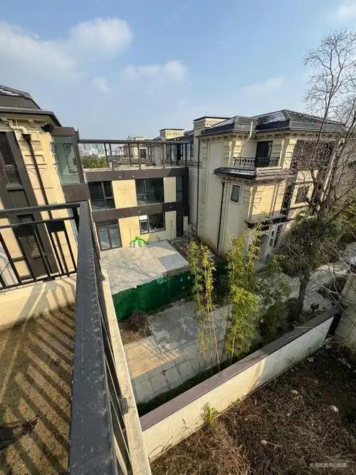 价格可谈,,龙湖原山(别墅)二手房,1475万,5室2厅,5卫,228平米-常州