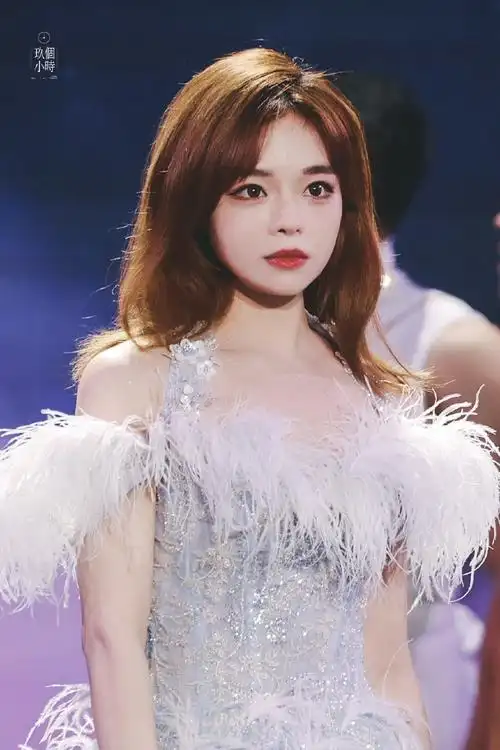 正能量歌手黄霄云