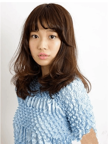 女士中长发发型图片2015款 烫卷设计造型清新简约