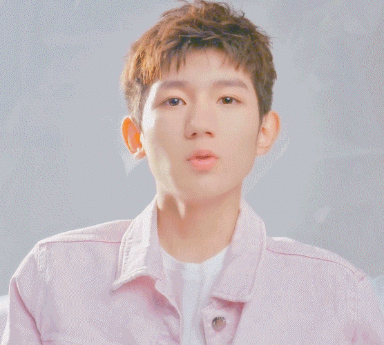 2019年12月30日 8:29   关注  王源动图 评论 收藏