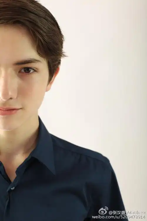 张汉盛和吴磊谁最帅?