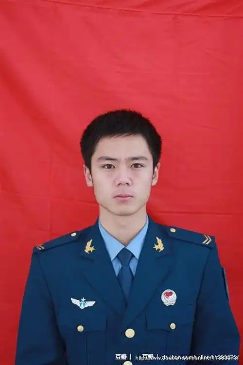 线上活动照片- 秀出你的证件照,看看最真实的你