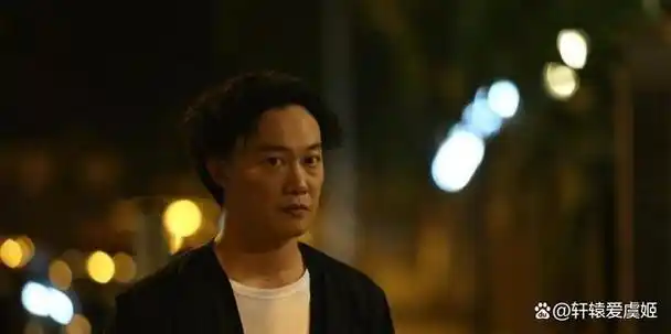 陈奕迅歌声中总是充满深情,能不能感动最深处的你