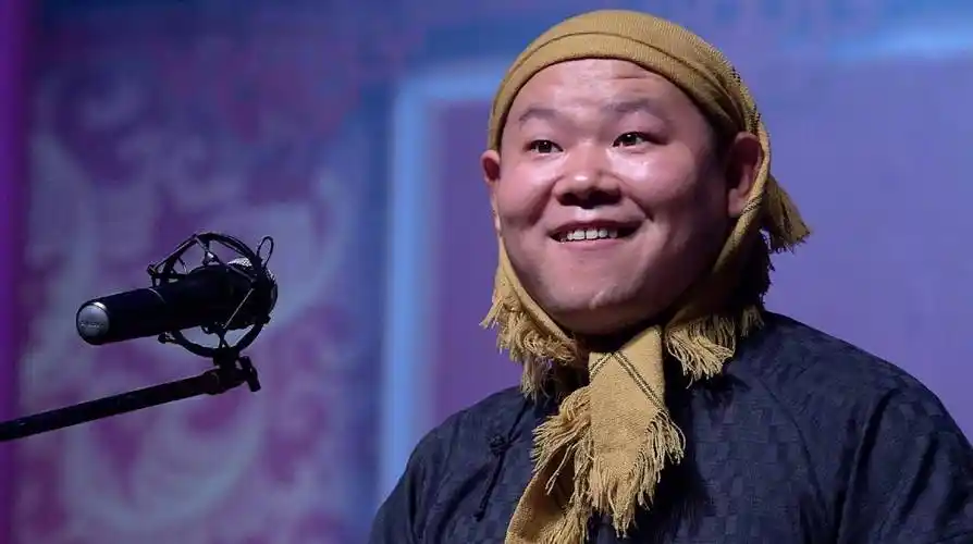 岳云鹏给5个姐姐一人一套房,为啥照顾父母的弟弟没有?