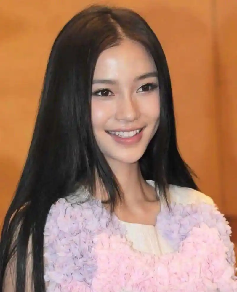 看了杨颖的早期生图,终于理解为什么女人都想"照着她整"!