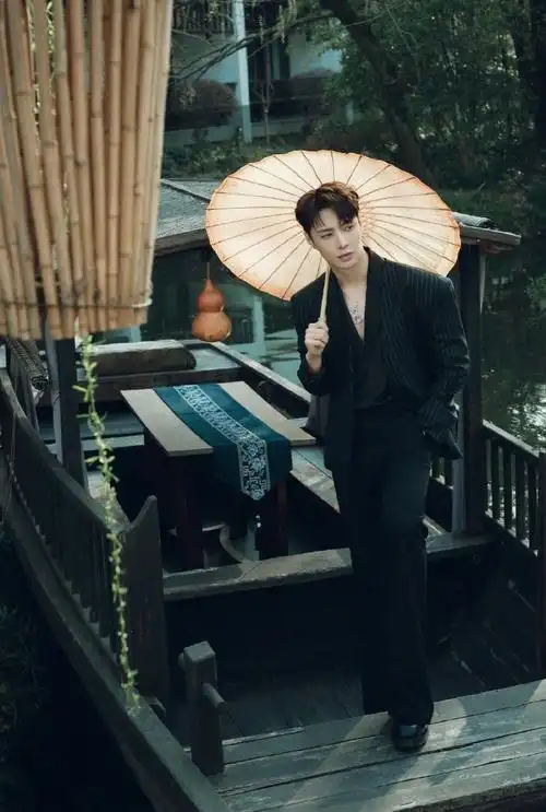 张艺兴个人简历