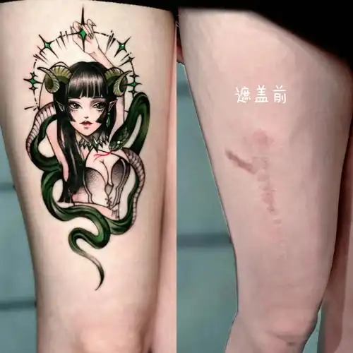 纹身遮盖蛇女与欲望